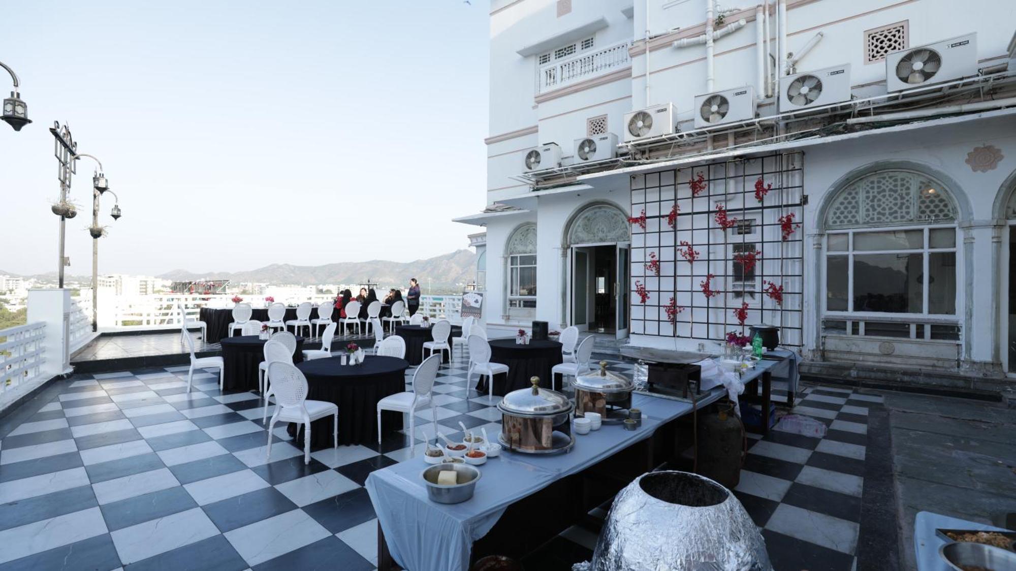 Hotel Merwara Estate- A Luxury Heritage Resort Ajmer Esterno foto