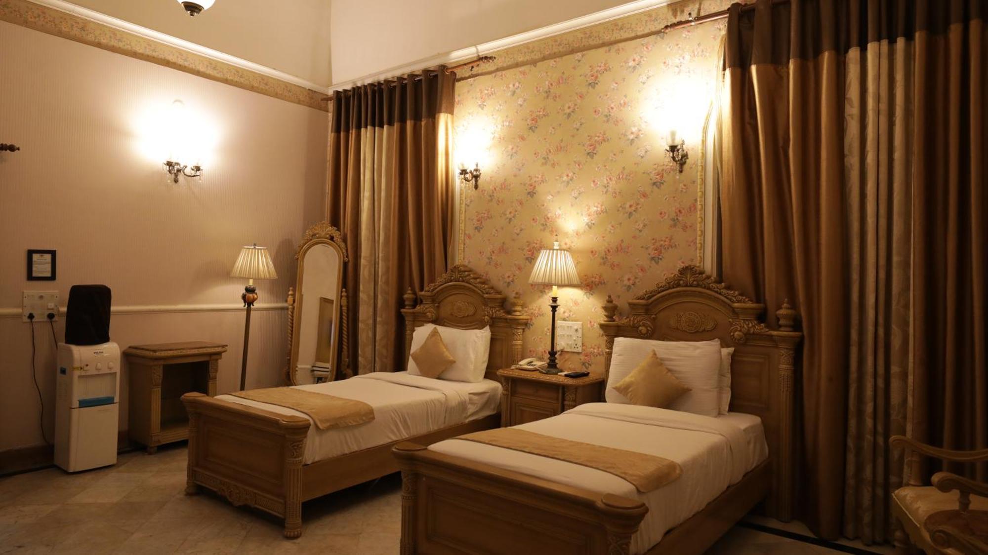 Hotel Merwara Estate- A Luxury Heritage Resort Ajmer Esterno foto
